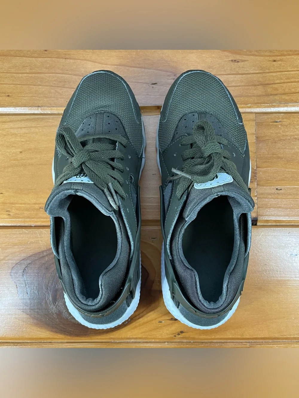 Nike Air Huarache Run Cargo Khaki Green 654275-301 Kids 6.5Y / Womens ~7 to 7.5